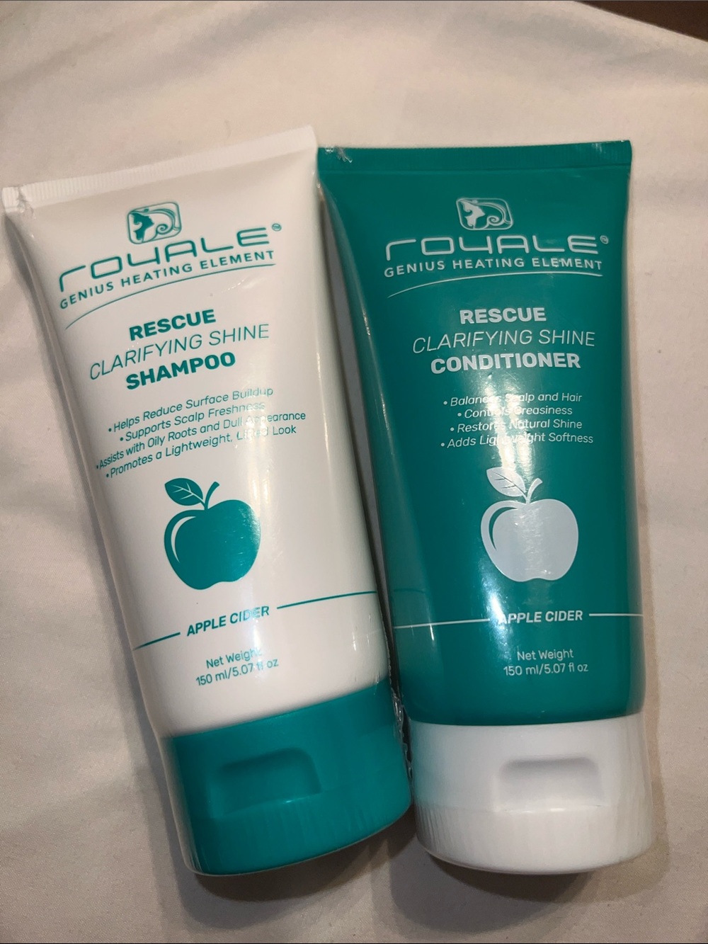Royale genius heating element clarifying shampoo and conditioner